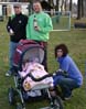 mit Familie beim Fussball